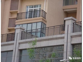 陽臺(tái)欄桿